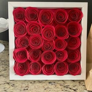 framed red roses gift set